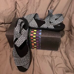 bernie mev. Black and Gray Strappy Sandals